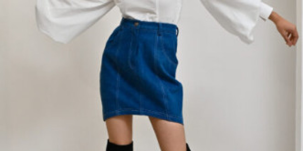 Women's moon skirt short